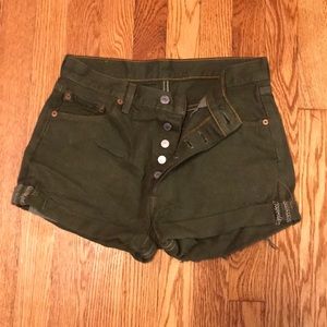 Levi’s 501 Fit Highwaisted Shorts